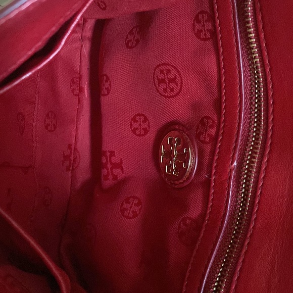 Tory Burch Red leather bag with gold chain - Picture 6 of 8